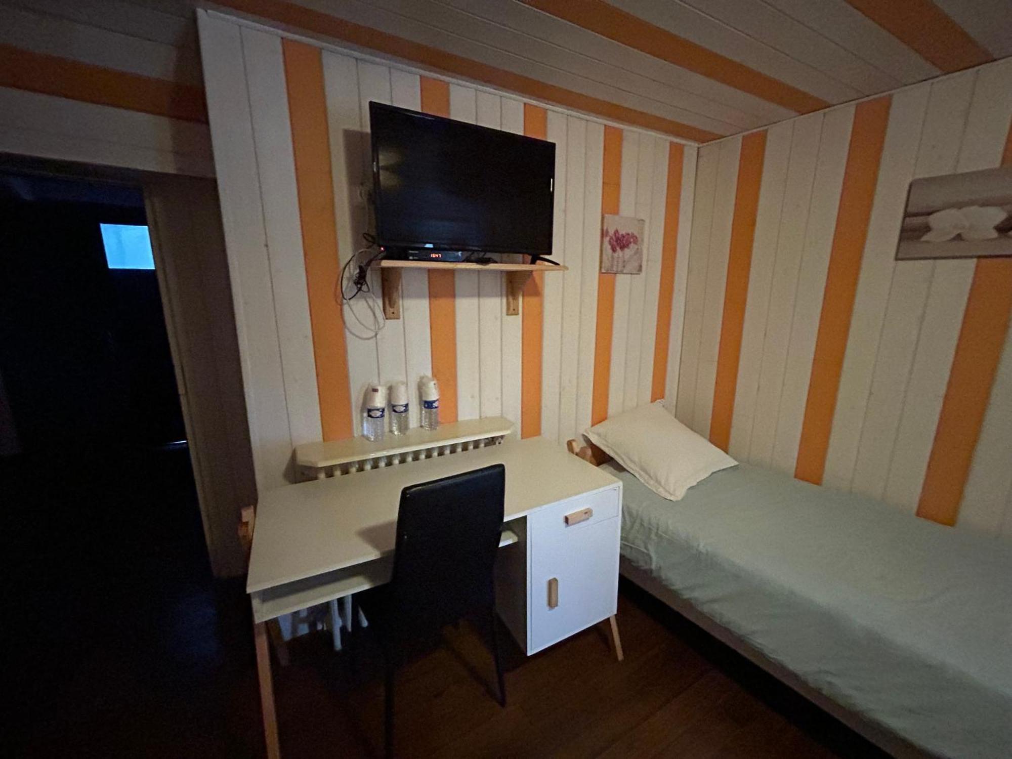 Chambres D'Hotes La Cheminee Tardets-Sorholus Zewnętrze zdjęcie