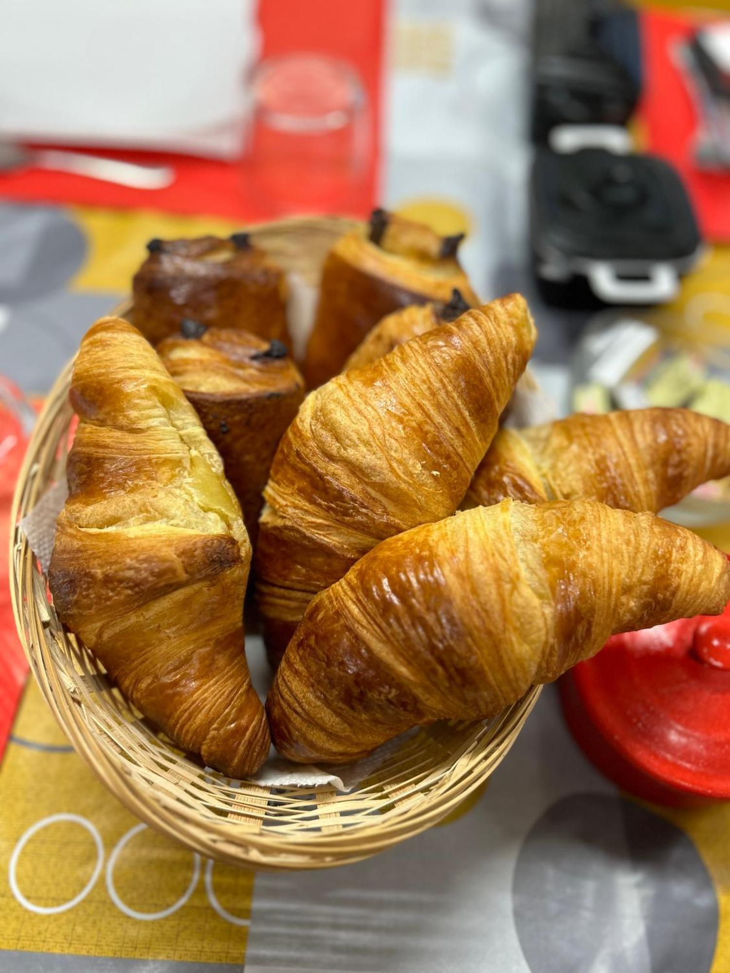 Chambres D'Hotes La Cheminee Tardets-Sorholus Zewnętrze zdjęcie